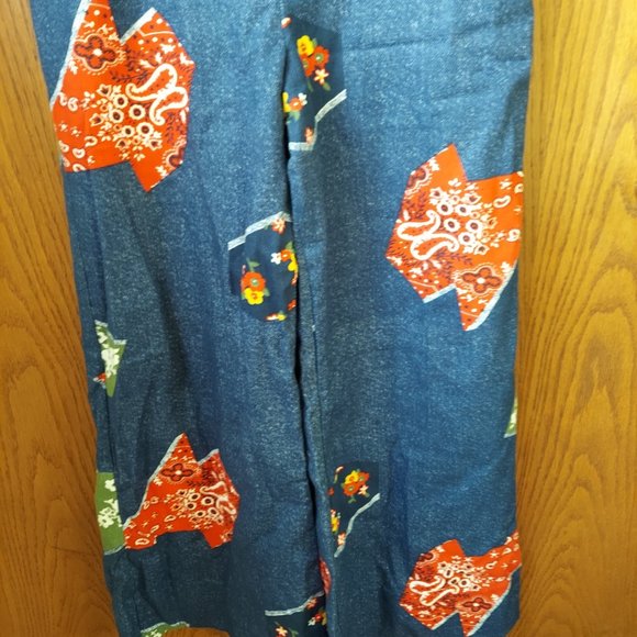 VINTAGE 1960'S/70'S PATTERNED BELL BOTTOM OVERALLS SIZE S~MINOR DAMAGE ON STRAP - Picture 5 of 12